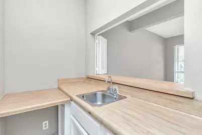 9557 Pagewood Lane #9557, Houston, TX 77063 - Photo 9