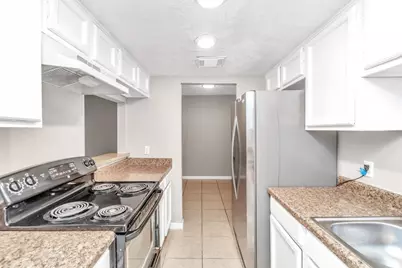 9557 Pagewood Lane #9557, Houston, TX 77063 - Photo 21