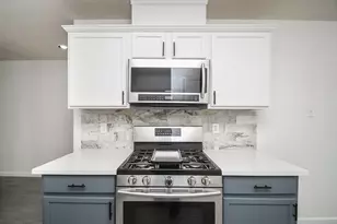 19327 Christine Crossing Dr, Richmond, TX 77407 - Photo 11