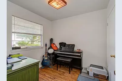 1710 W 11th Street, Freeport, TX 77541 - Photo 5
