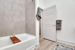 1617 Enid St, Houston, TX 77009 - Photo 25
