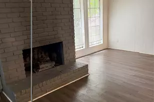 10719 Valley Hills Dr, Houston, TX 77071 - Photo 5
