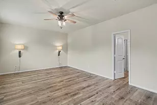 2728 Rogliano Ln, League City, TX 77573 - Photo 15