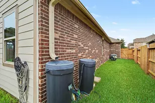 2728 Rogliano Ln, League City, TX 77573 - Photo 27