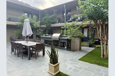 1410 Hyde Park Boulevard #105, Houston, TX 77006 - Photo 31