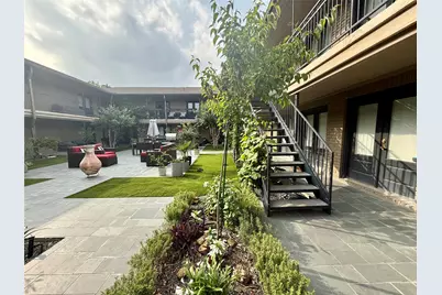 1410 Hyde Park Boulevard #105, Houston, TX 77006 - Photo 25