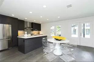 1410 Hyde Park Blvd, Houston, TX 77006 - Photo 1