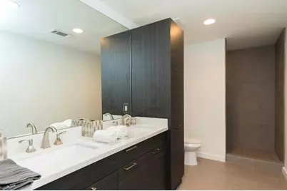 1410 Hyde Park Boulevard #105, Houston, TX 77006 - Photo 7