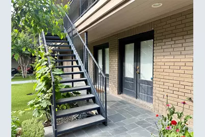 1410 Hyde Park Boulevard #105, Houston, TX 77006 - Photo 23