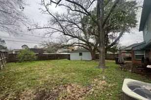 6015 McKnight St, Houston, TX 77035 - Photo 37