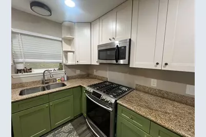 6015 McKnight Street, Houston, TX 77035 - Photo 17