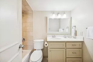 14703 Barryknoll Ln, Houston, TX 77079 - Photo 11