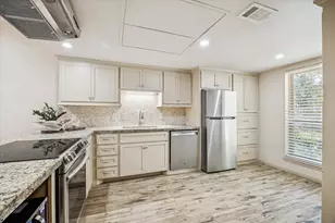 14703 Barryknoll Ln, Houston, TX 77079 - Photo 3