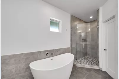 4447 Whitney Oak Lane, Houston, TX 77018 - Photo 19
