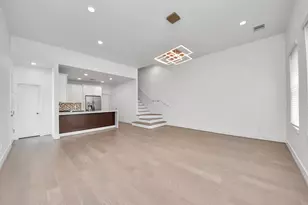 4447 Whitney Oak Ln, Houston, TX 77018 - Photo 3