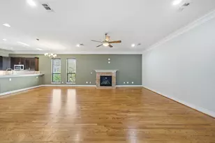 5525 Kiam St, Houston, TX 77007 - Photo 13