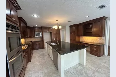 5245 Timberline Lane, Beaumont, TX 77706 - Photo 11