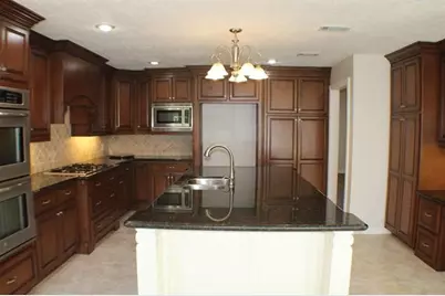 5245 Timberline Lane, Beaumont, TX 77706 - Photo 11
