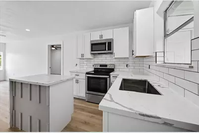 4933 Doolittle Boulevard, Houston, TX 77033 - Photo 7