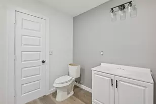 4933 Doolittle Blvd, Houston, TX 77033 - Photo 15