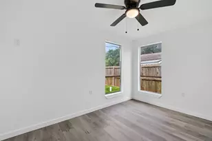 4933 Doolittle Blvd, Houston, TX 77033 - Photo 21