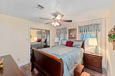 111 Commerce Lane, Highlands, TX 77562 - Photo 23