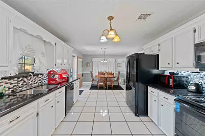 111 Commerce Lane, Highlands, TX 77562 - Photo 15