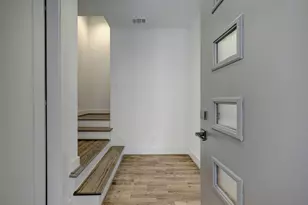 1535 W 24th St, Houston, TX 77008 - Photo 3