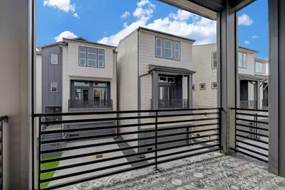 1535 W 24th Street #C, Houston, TX 77008 - Photo 15