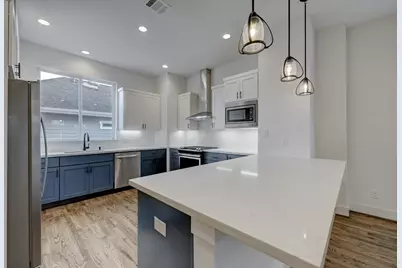 1535 W 24th Street #C, Houston, TX 77008 - Photo 9