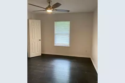 9550 Lake Conroe Drive, Conroe, TX 77304 - Photo 11