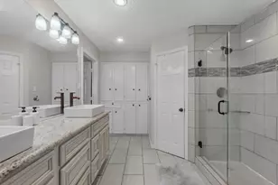 14319 Ella Lee Ln, Houston, TX 77077 - Photo 13