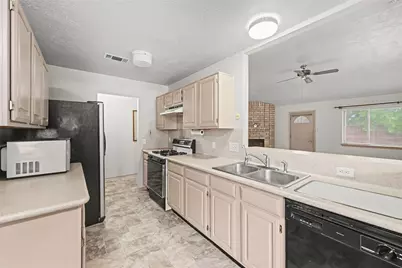 13122 Chipman Glen Drive, Houston, TX 77082 - Photo 5