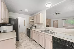 13122 Chipman Glen Dr, Houston, TX 77082 - Photo 5