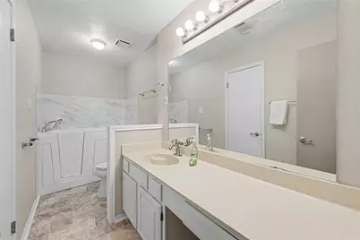 13122 Chipman Glen Drive, Houston, TX 77082 - Photo 13