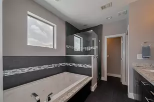 2115 Hadley St, Houston, TX 77003 - Photo 19