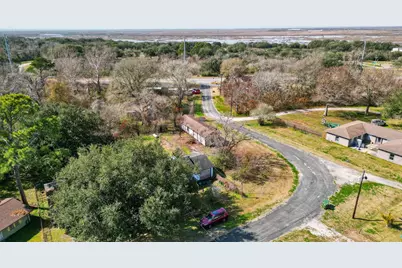 2024 9th Street, High Island, TX 77623 - Photo 7