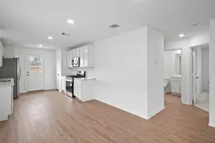 1440 Las Cuevas Dr, Conroe, TX 77301 - Photo 5