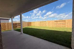 2915 Palm Branch Dr, Texas City, TX 77568 - Photo 5