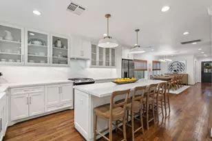 1749 Banks St, Houston, TX 77098 - Photo 7