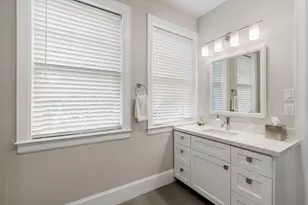 1749 Banks St, Houston, TX 77098 - Photo 31
