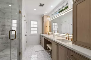 1749 Banks St, Houston, TX 77098 - Photo 11