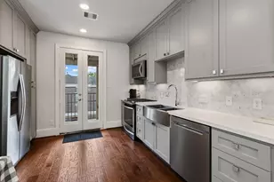 1749 Banks St, Houston, TX 77098 - Photo 27