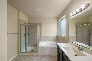11719 Eagle Ridge Dr, Mont Belvieu, TX 77535 - Photo 13