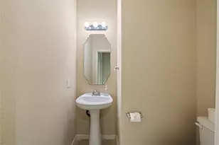 11719 Eagle Ridge Dr, Mont Belvieu, TX 77535 - Photo 17