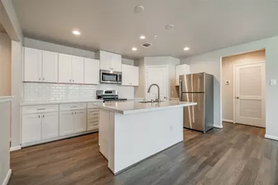 221 Park Place Circle #C, Waller, TX 77484 - Photo 9