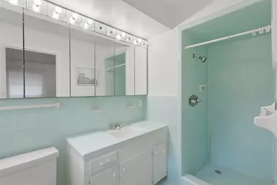 5206 Carew Street, Houston, TX 77096 - Photo 11