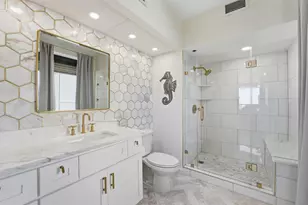 5220 Seawall Blvd, Galveston, TX 77551 - Photo 17