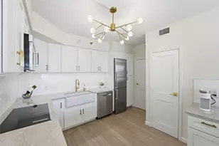 5220 Seawall Blvd, Galveston, TX 77551 - Photo 5