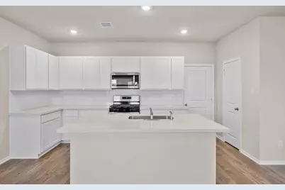12072 Moonlight Path Drive, Conroe, TX 77304 - Photo 3